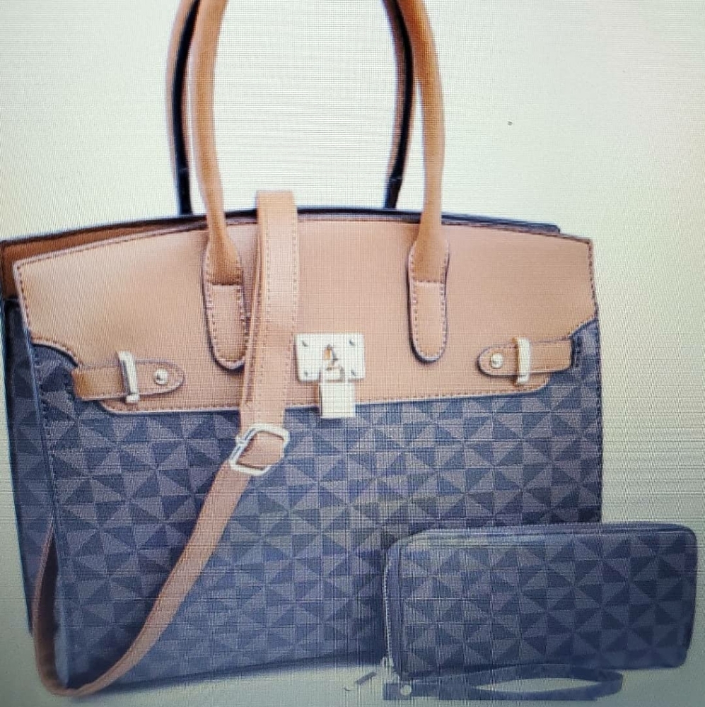 Coffee brown bag with wallet to match.